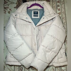 Abercrombie & Fitch Puffer Jacket in Baby Pink- Size Women’s Small